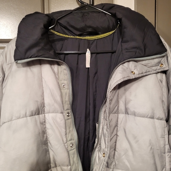 Free People Puffer Coat - Picture 3 of 4